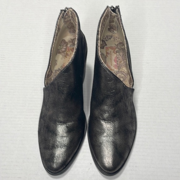 Band Of Gypsies Metallic Pewter Booties - Picture 1 of 5